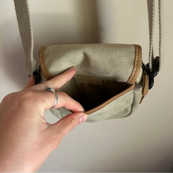 Vintage L.L. Bean Khaki Canvas Leather Small Messenger Crossbody Bag Purse 6x6” - Picture 10 of 12